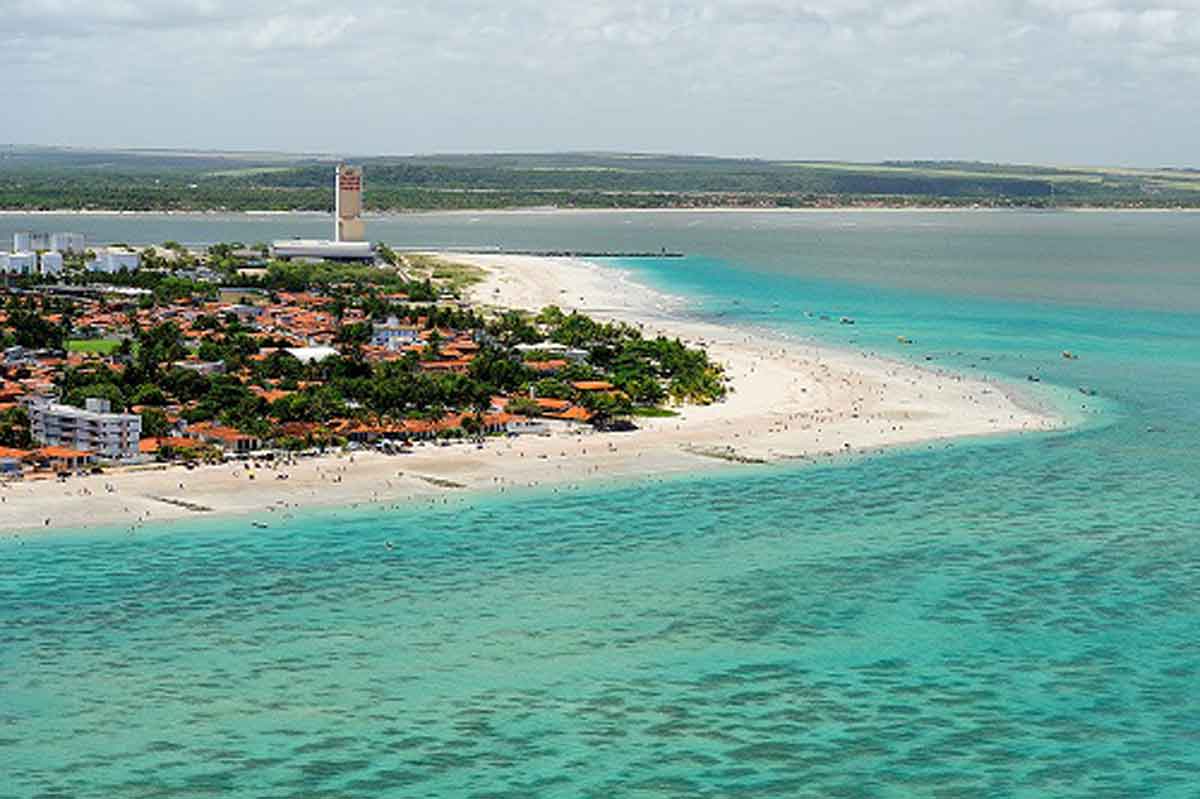 Dique de Cabedelo espetáculo do encontro do rio Paraíba com o oceano