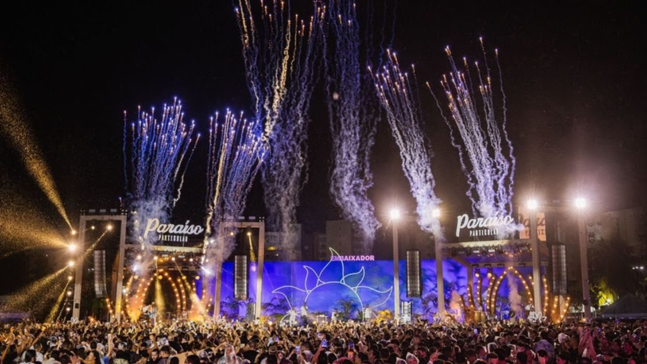 Gusttavo Lima arrasta multidão em Cabedelo com edição especial do “Paraíso Particular Sunset”