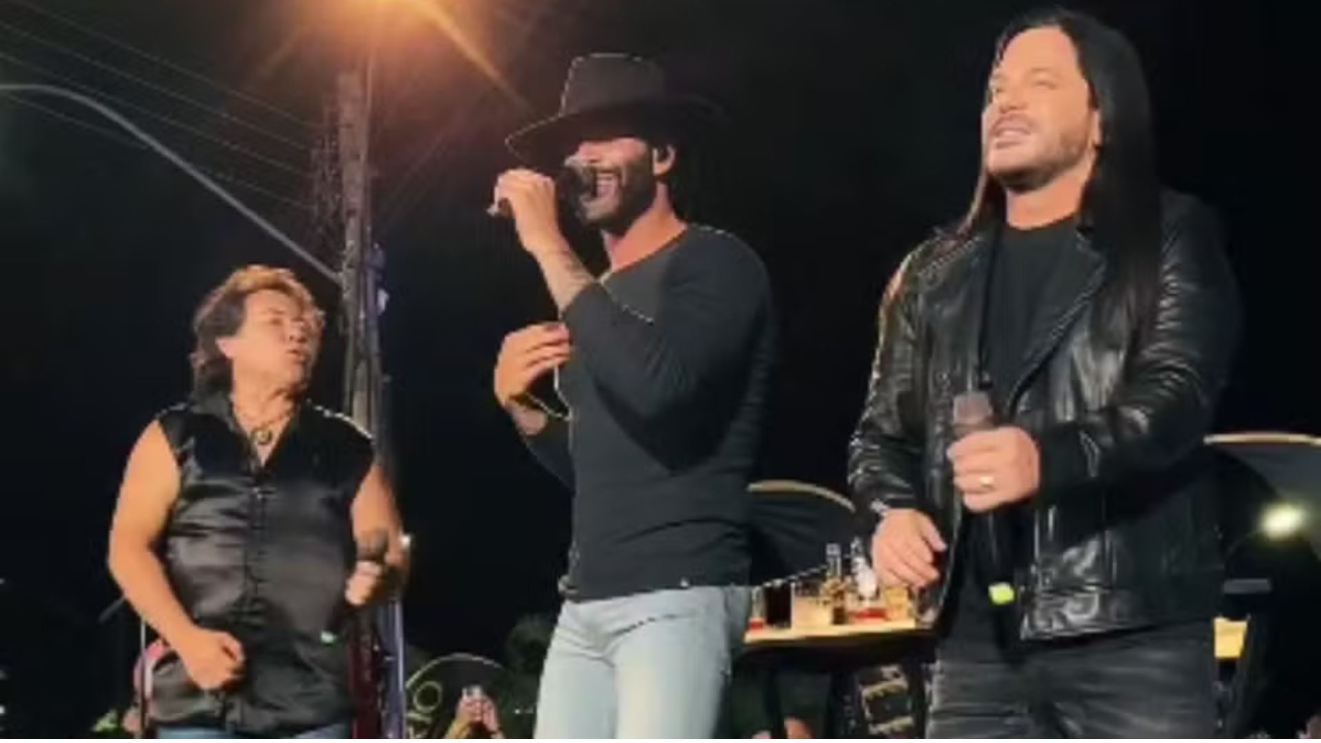 Calcinha Prata e Gustttavo Lima